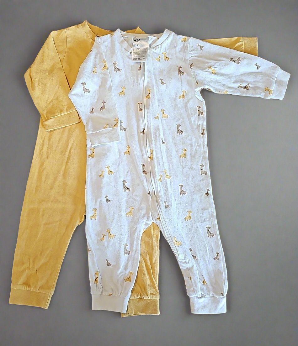 6-9 Months H&M Zipper Sleepware