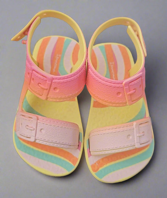 UK 4 - Ipanema toddler sandal - NEW!